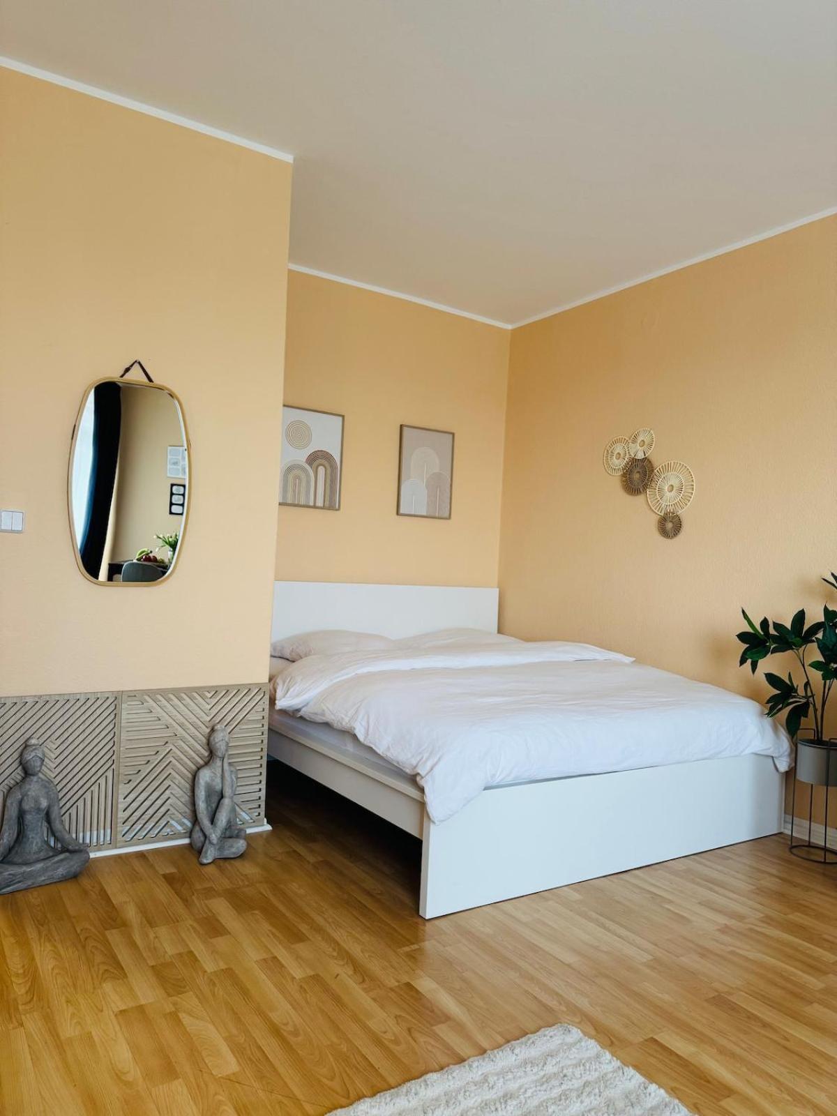 Modernes Apartment - Icc Messe & Ku'Damm Naehe Mit Parkplatz Berlin Exterior photo
